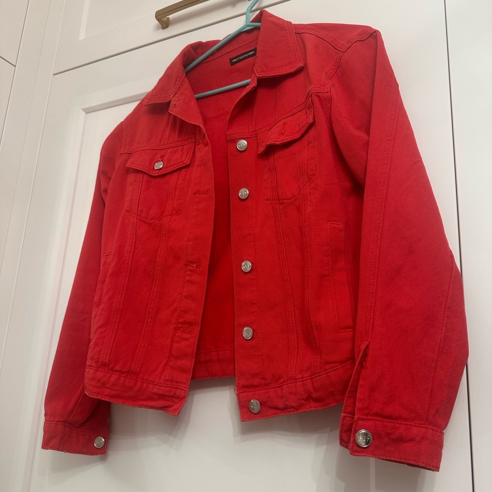 PrettyLittleThing Vibrant Red Denim Jacket
